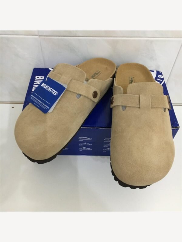 Birkenstock Boston in camoscio